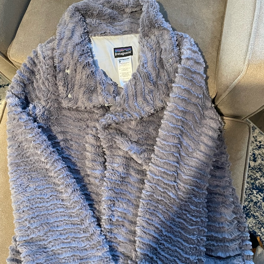 Patagonia grey jacket, size small